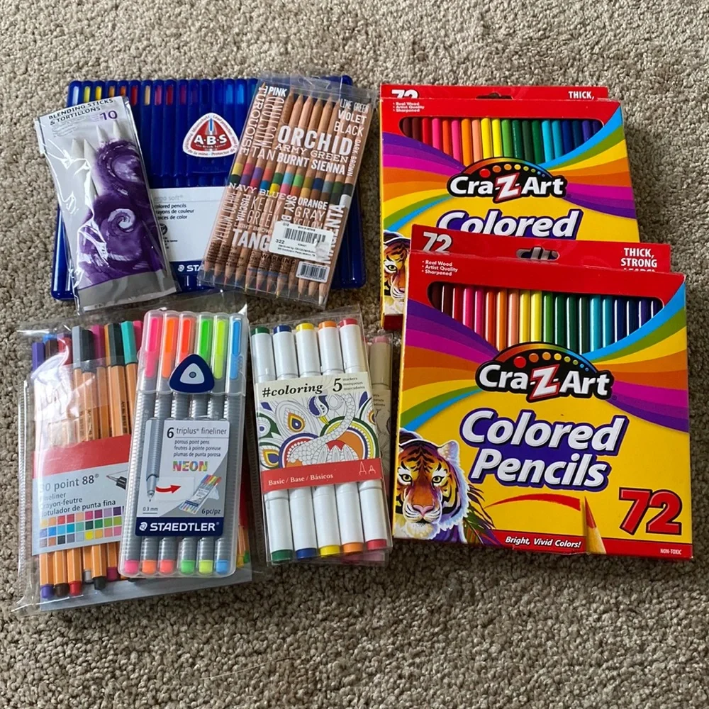 Bundle of coloring materials (see photos) - Picture 1 of 11